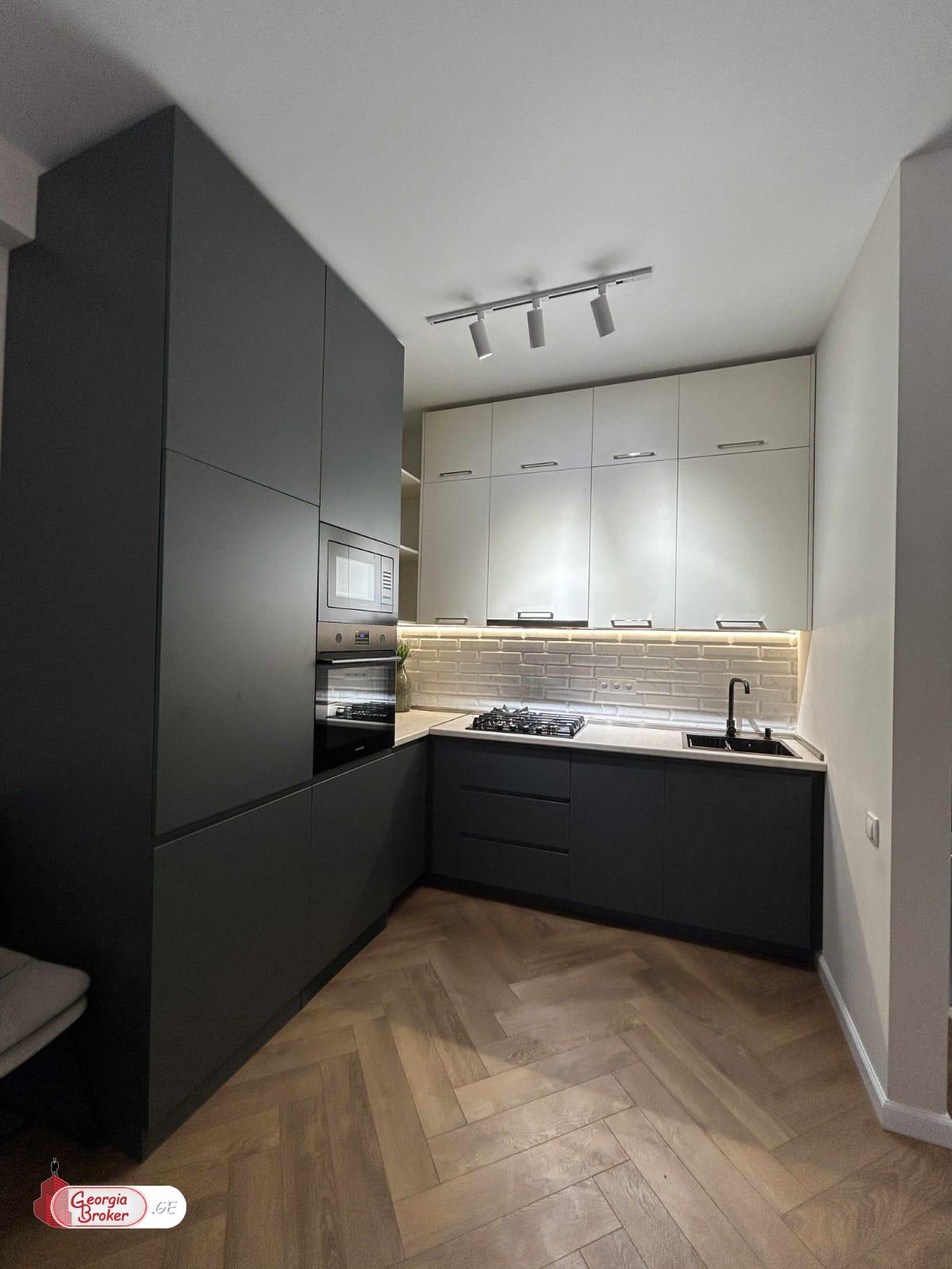 продается квартира с новым ремонтом 2-комнаты